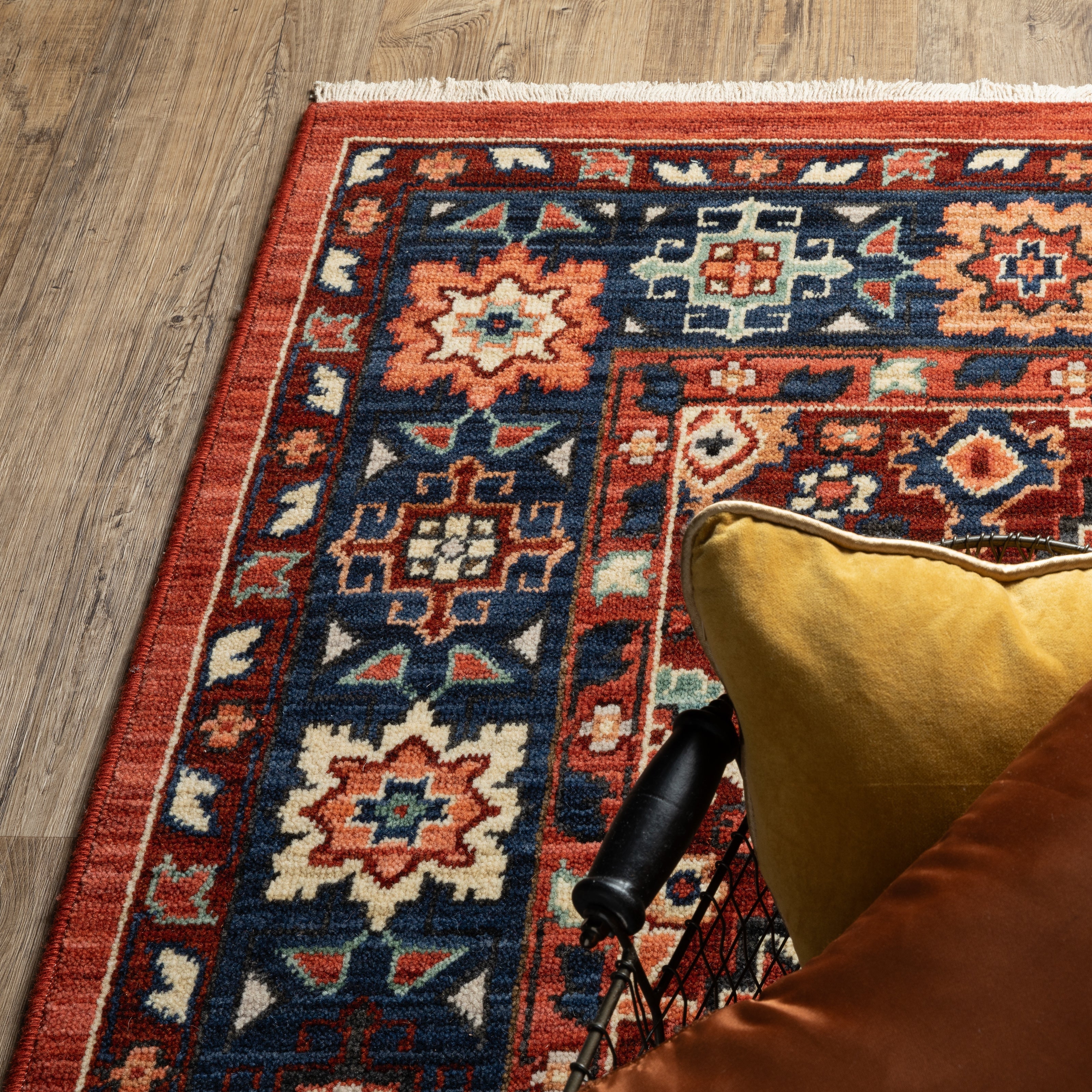 Oriental Weavers Lilihan 2061V Red/Blue Area Rug