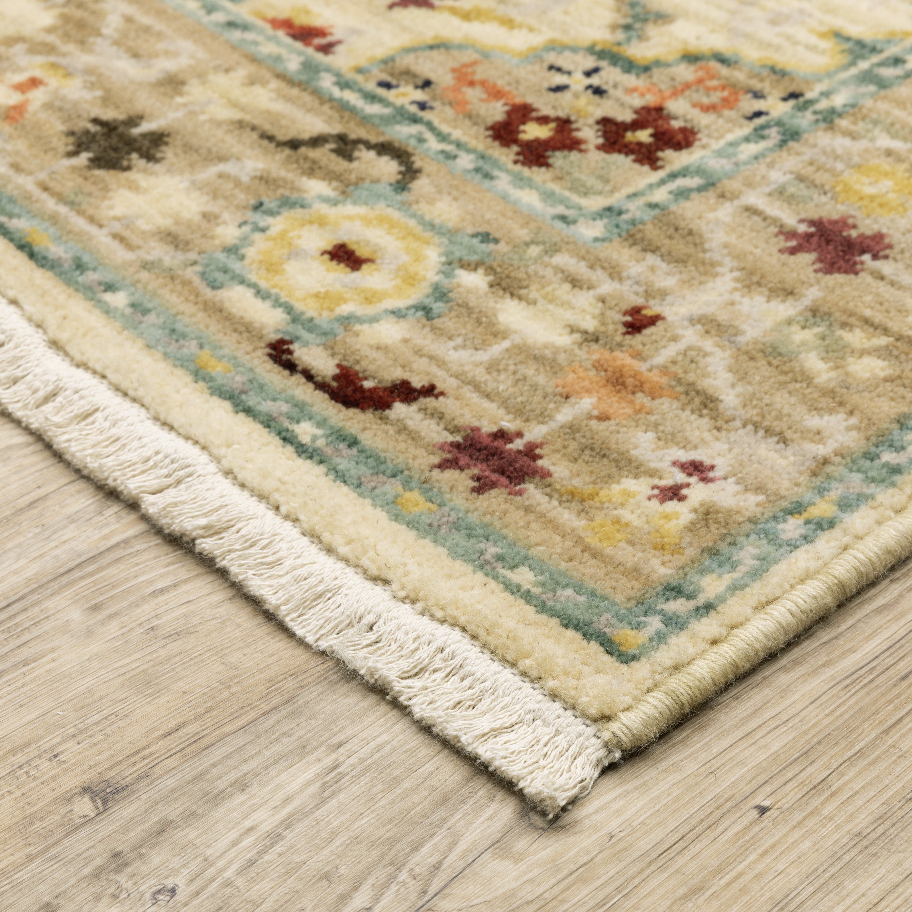 Oriental Weavers Lilihan 4601W Beige/Multi Area Rug