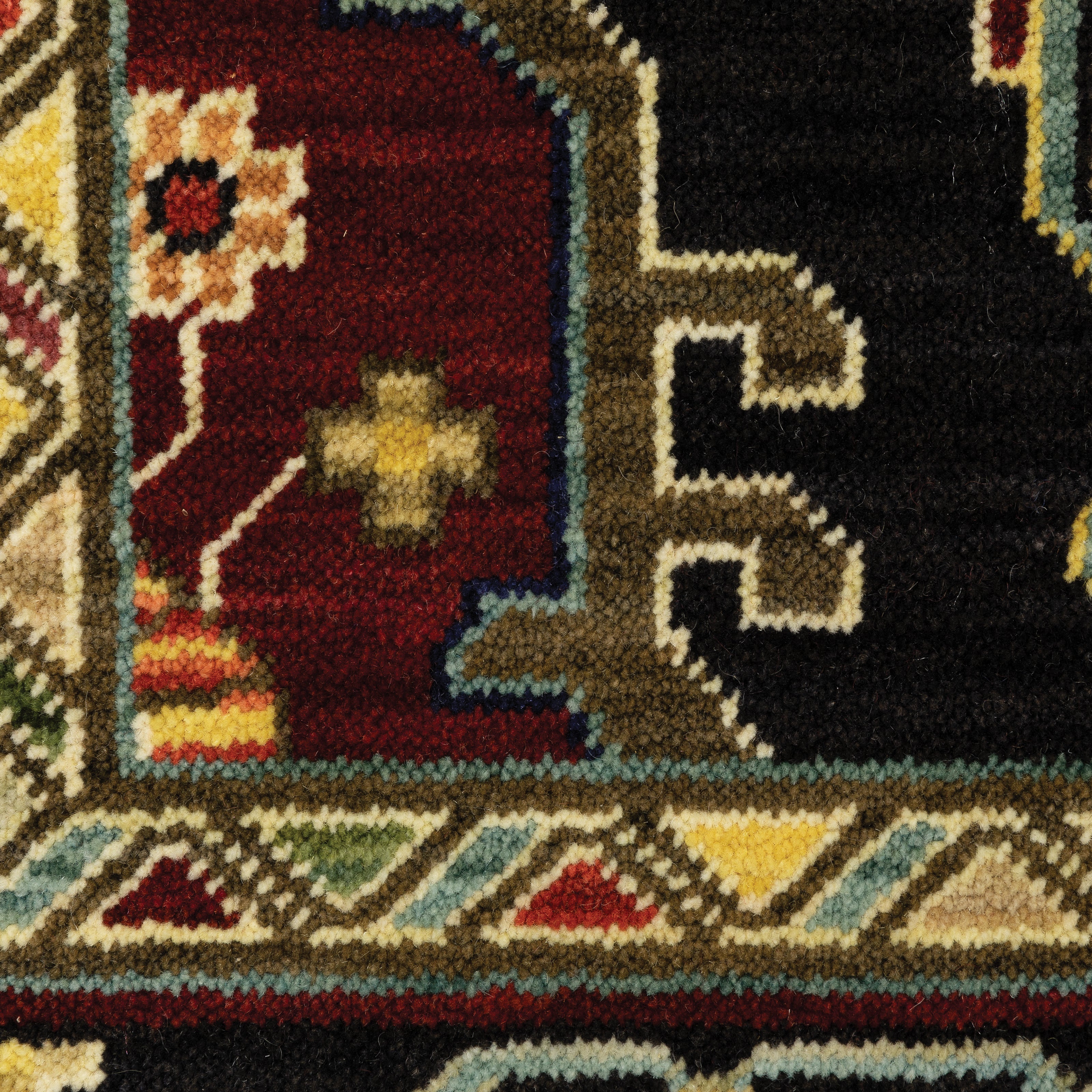 Oriental Weavers Lilihan 92R Red/Black Area Rug