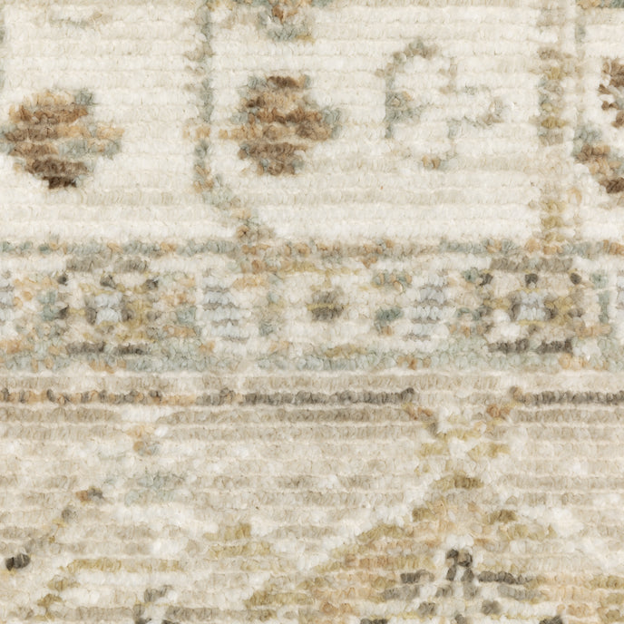 Oriental Weavers Lola LLA01 Beige/Gold Area Rug