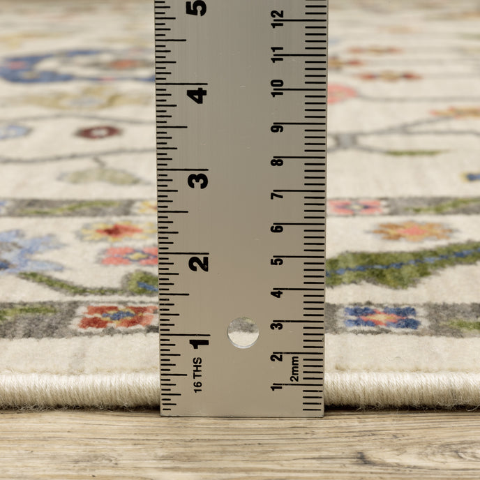 Oriental Weavers Lucca 5506W Ivory/Multi Area Rug