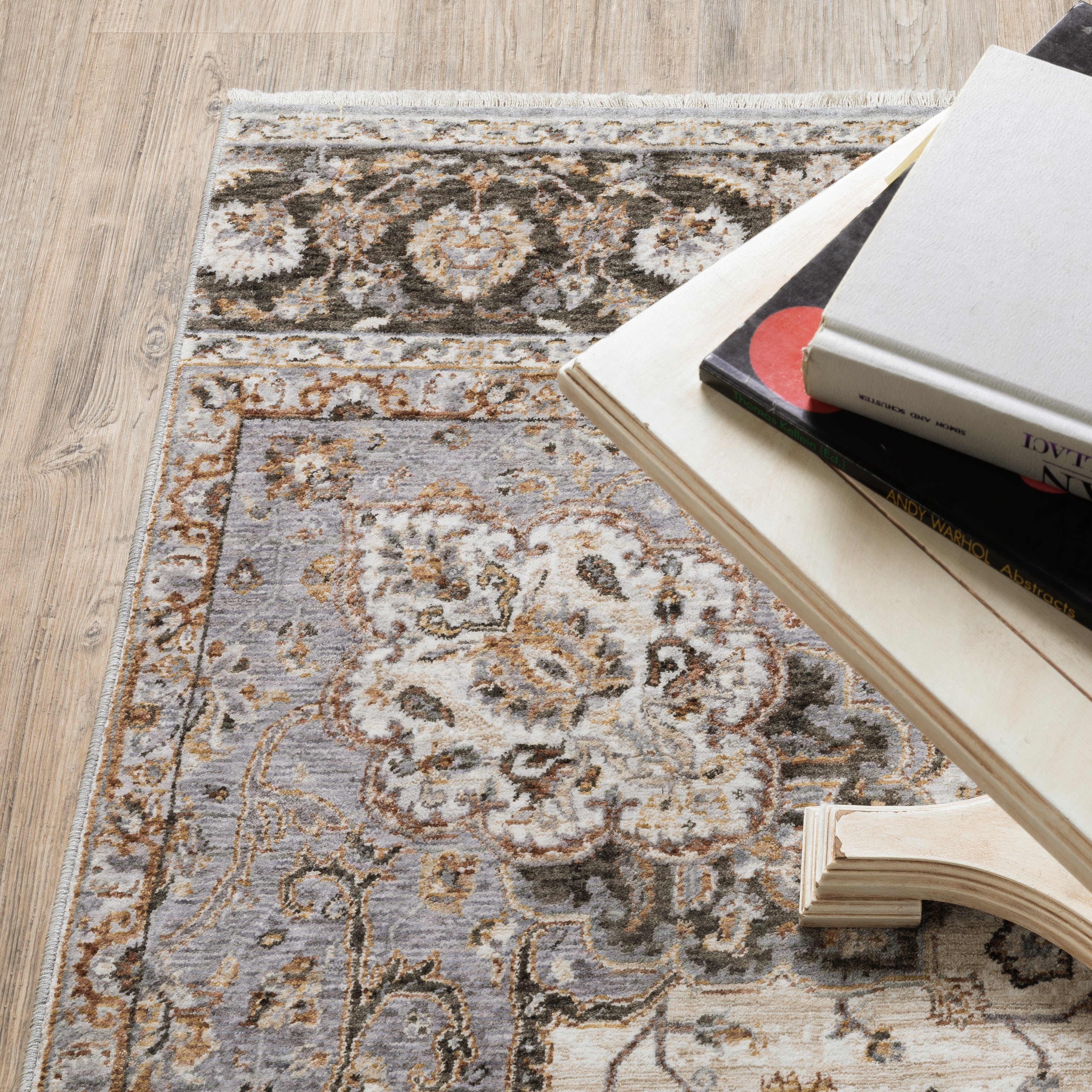 Oriental Weavers Maharaja 660J Ivory/Blue Area Rug