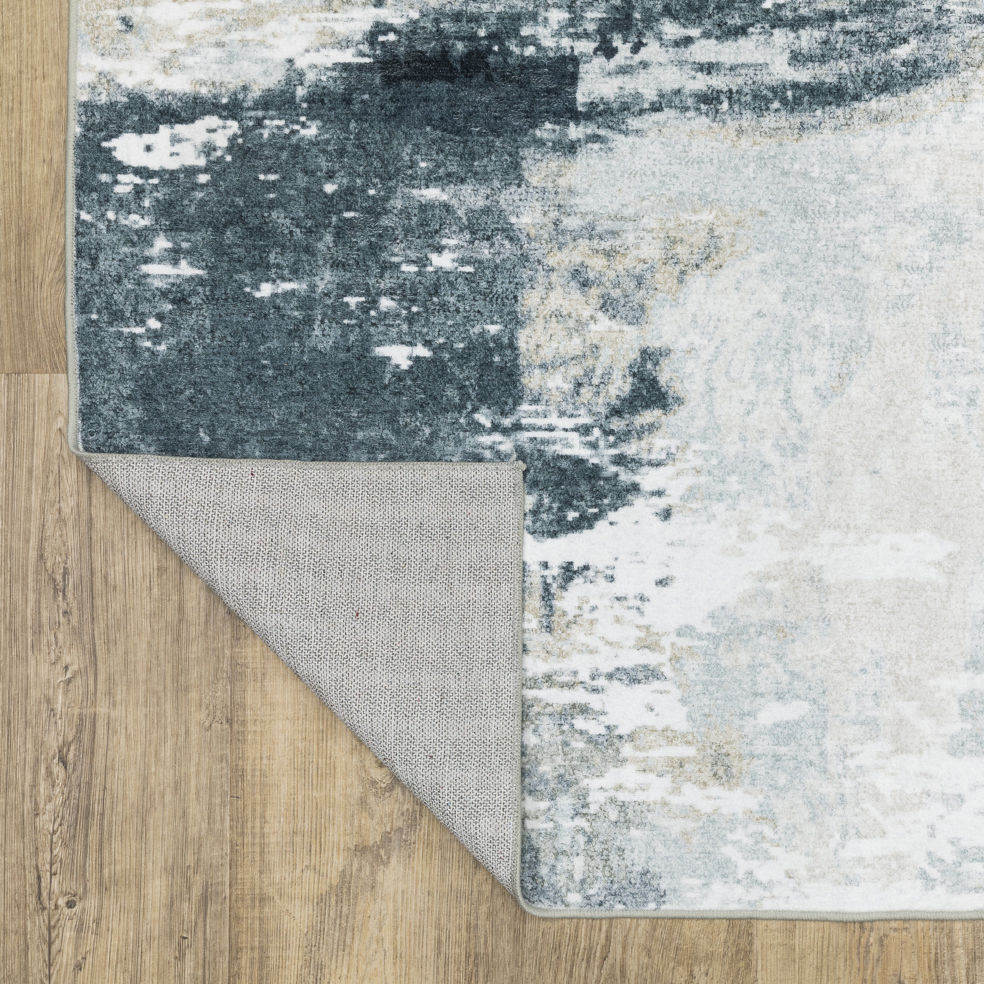 Oriental Weavers Sumter SUM12 Ivory/Grey Area Rug