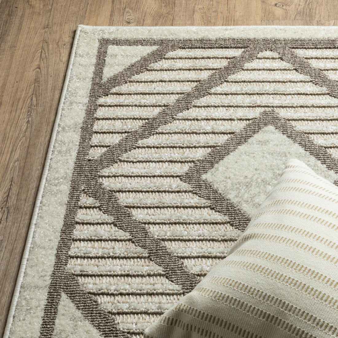 Oriental Weavers Tangier TAN05 Beige/Brown Area Rug