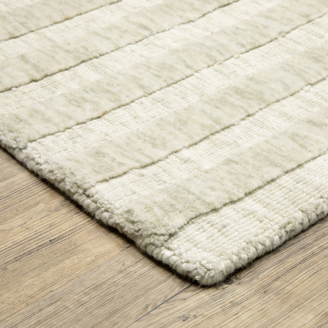 Oriental Weavers Thatcher THA01 Beige/Grey Area Rug