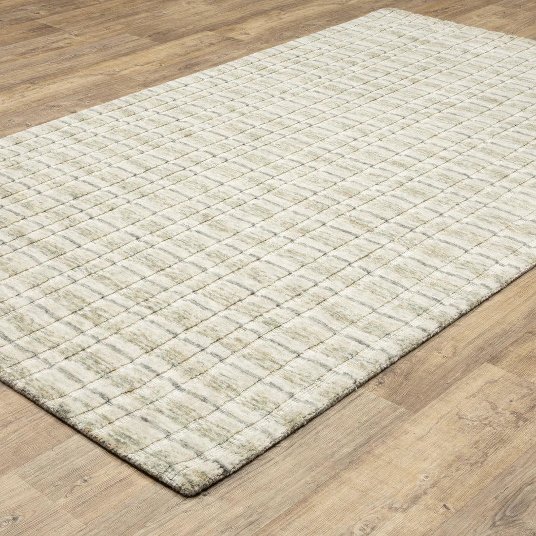 Oriental Weavers Thatcher THA02 Beige/Gold Area Rug