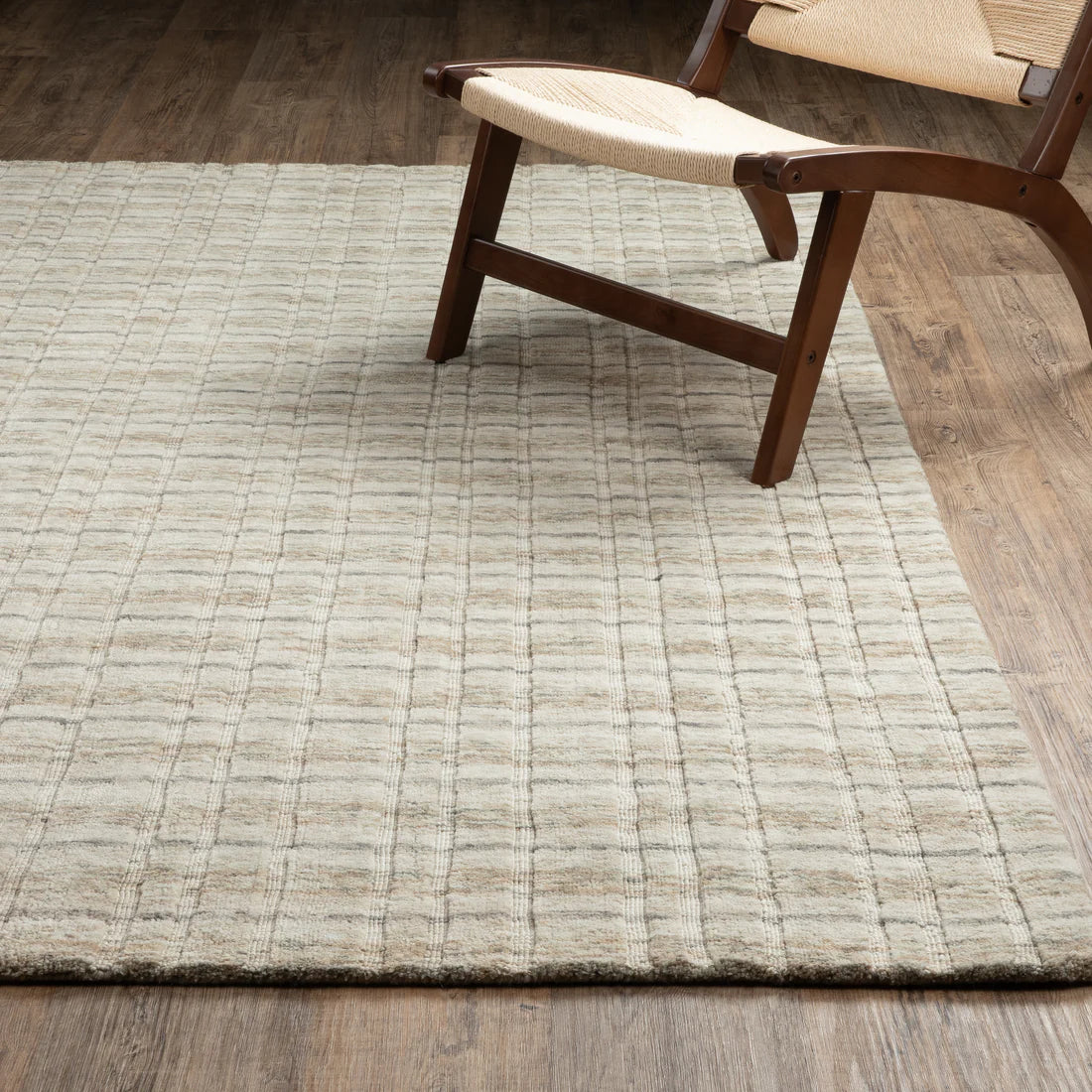 Oriental Weavers Thatcher THA02 Beige/Gold Area Rug