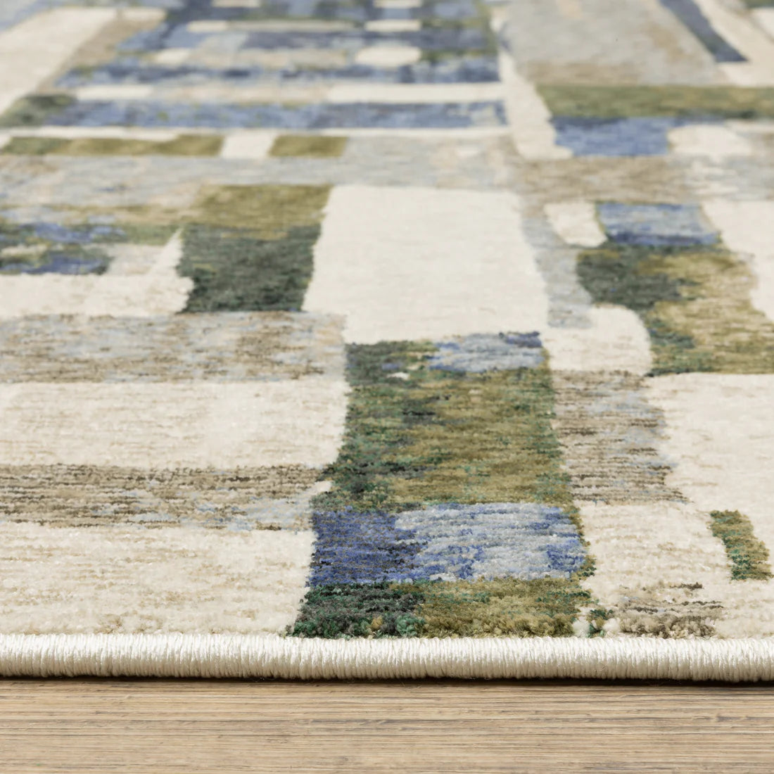 Oriental Weavers Tisdell TIS01 Blue/Green Area Rug