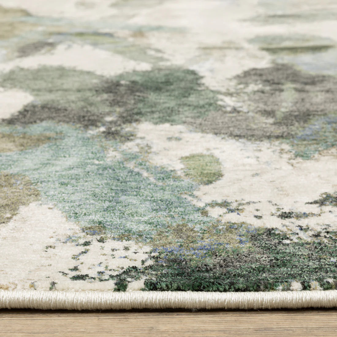 Oriental Weavers Tisdell TIS04 Blue/Green Area Rug