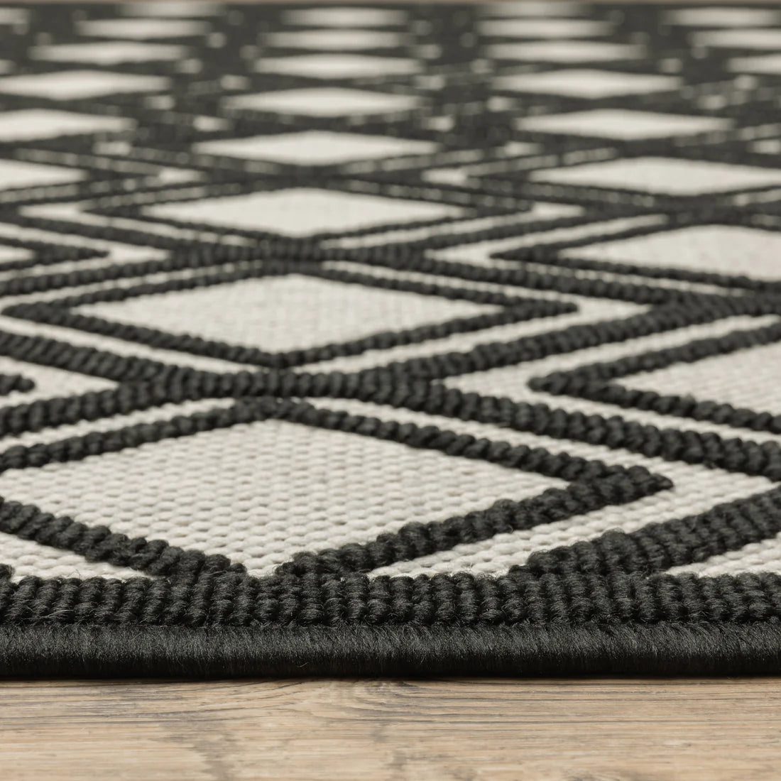 Oriental Weavers Torrey 4151G Beige/Black Area Rug