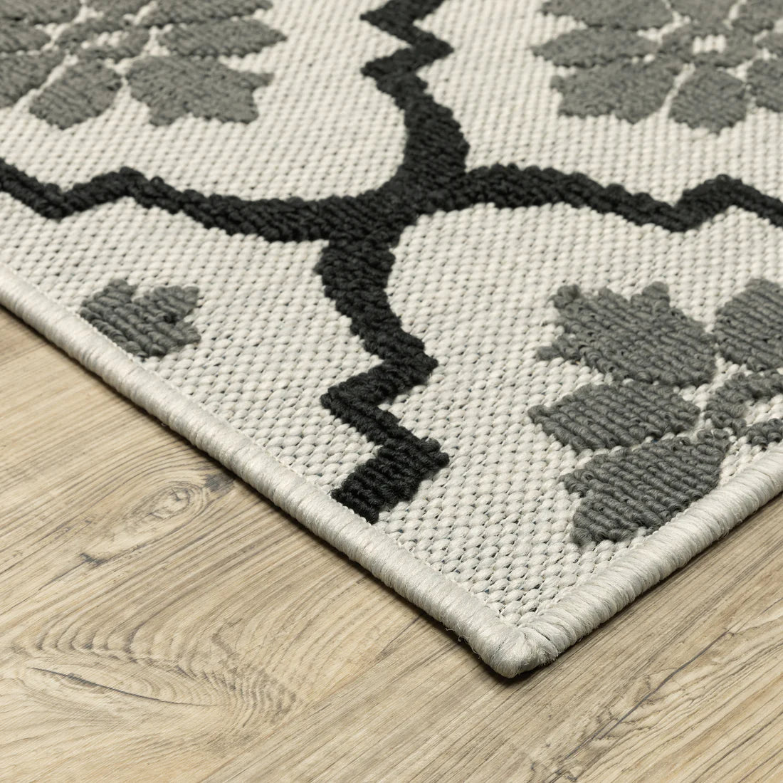 Oriental Weavers Torrey 5562E Beige/Black Area Rug