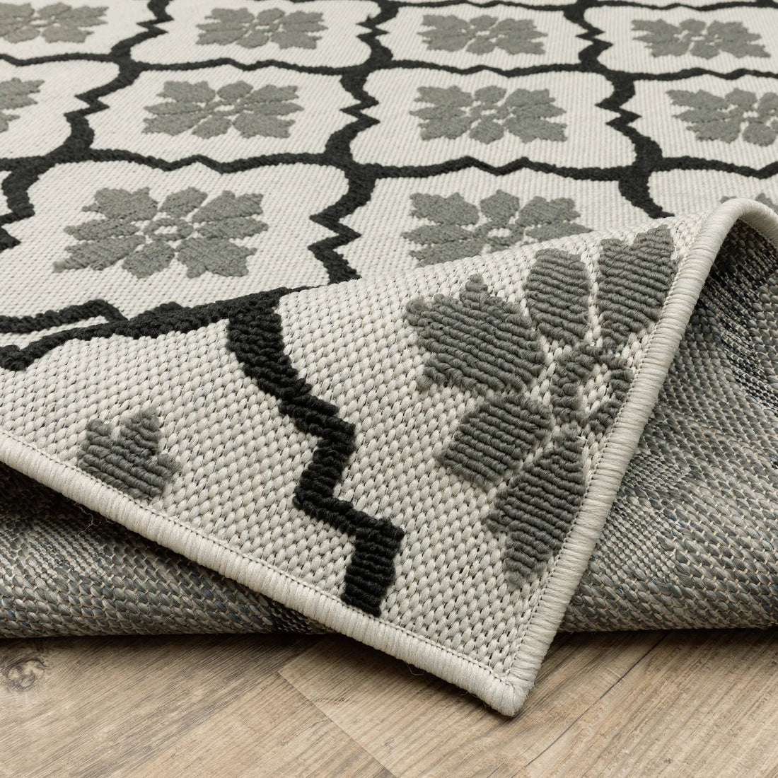 Oriental Weavers Torrey 5562E Beige/Black Area Rug