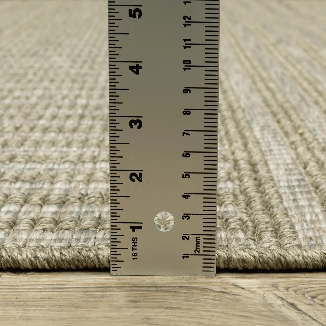 Oriental Weavers Tortuga TR02A Beige/Black Area Rug