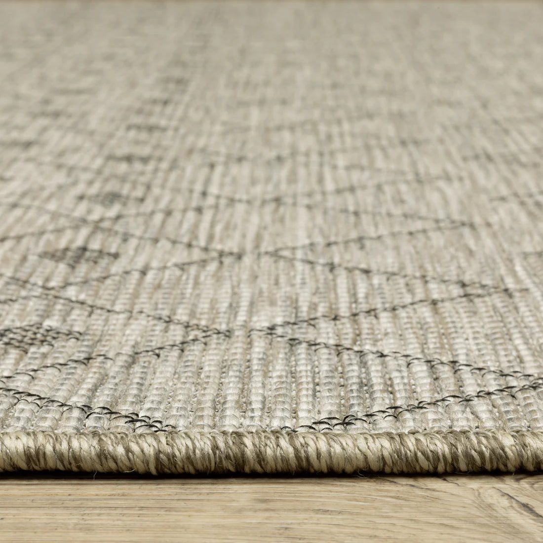 Oriental Weavers Tortuga TR04A Beige/Black Area Rug