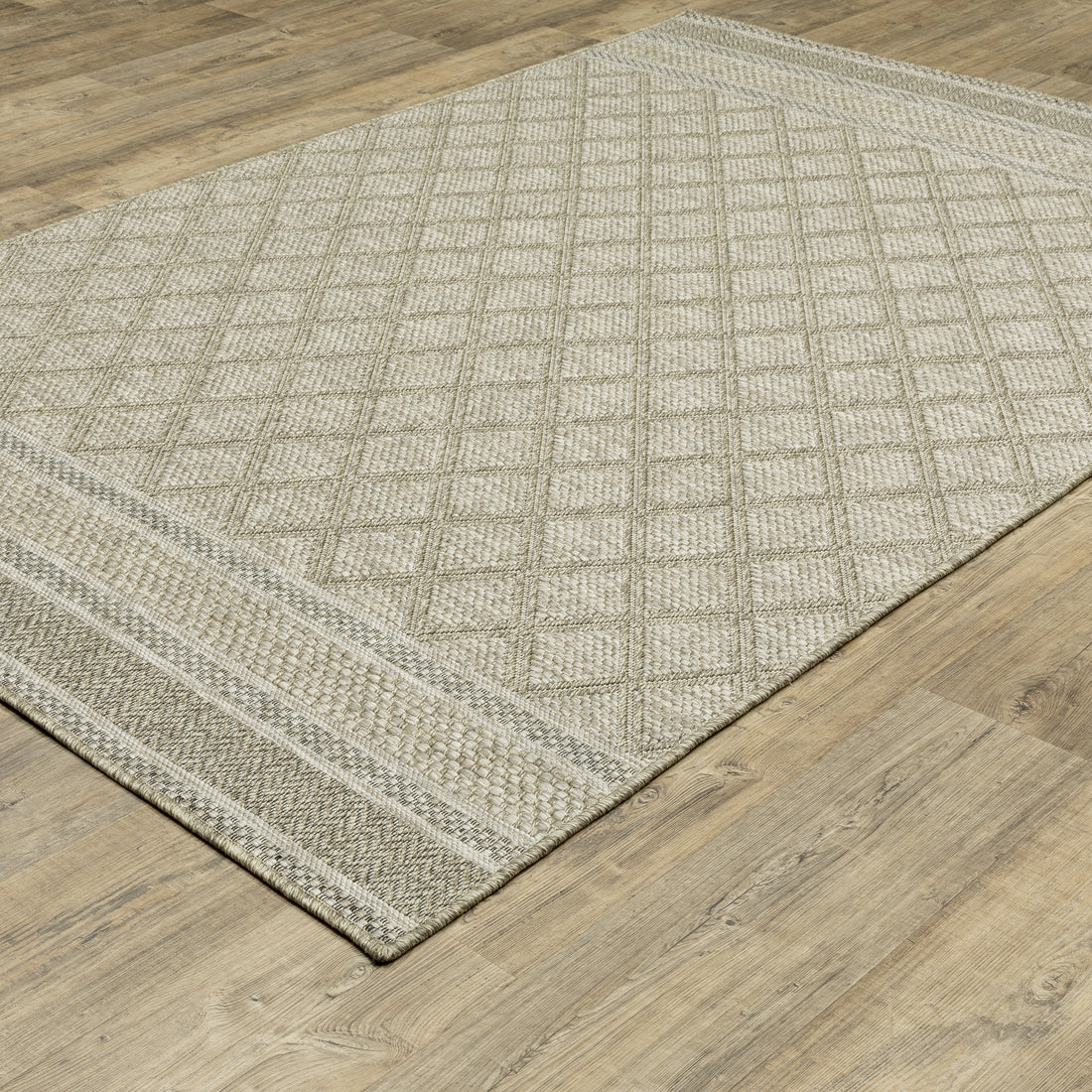 Oriental Weavers Tortuga TR10A Beige/Black Area Rug