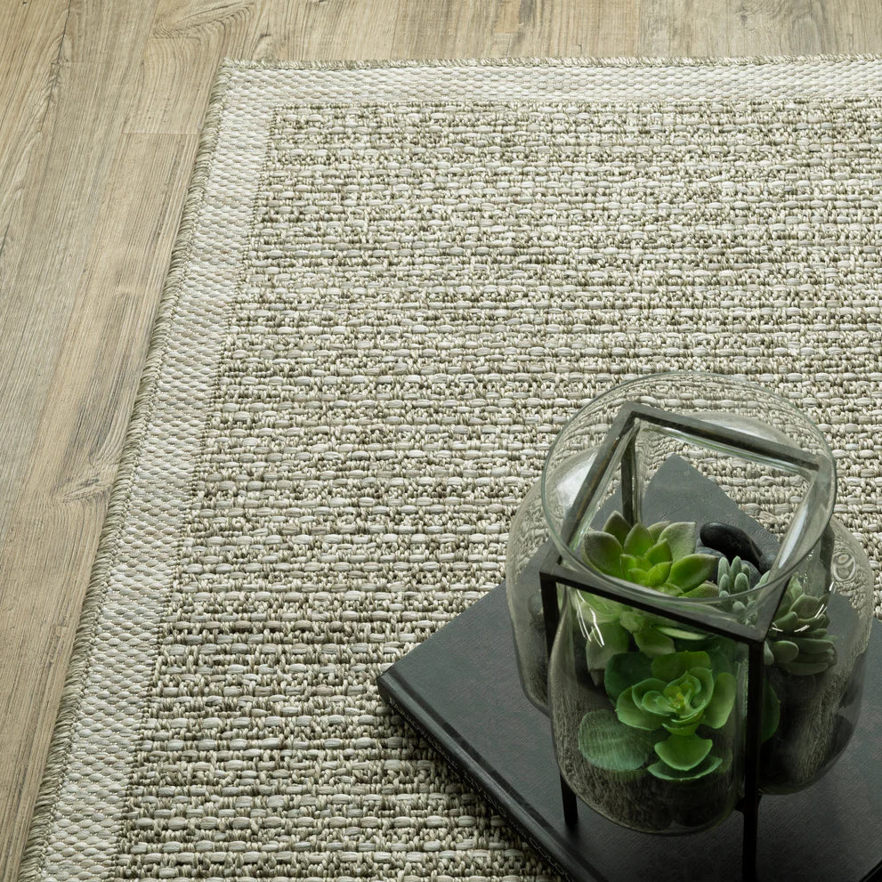 Oriental Weavers Tortuga TR12A Beige/Beige Area Rug