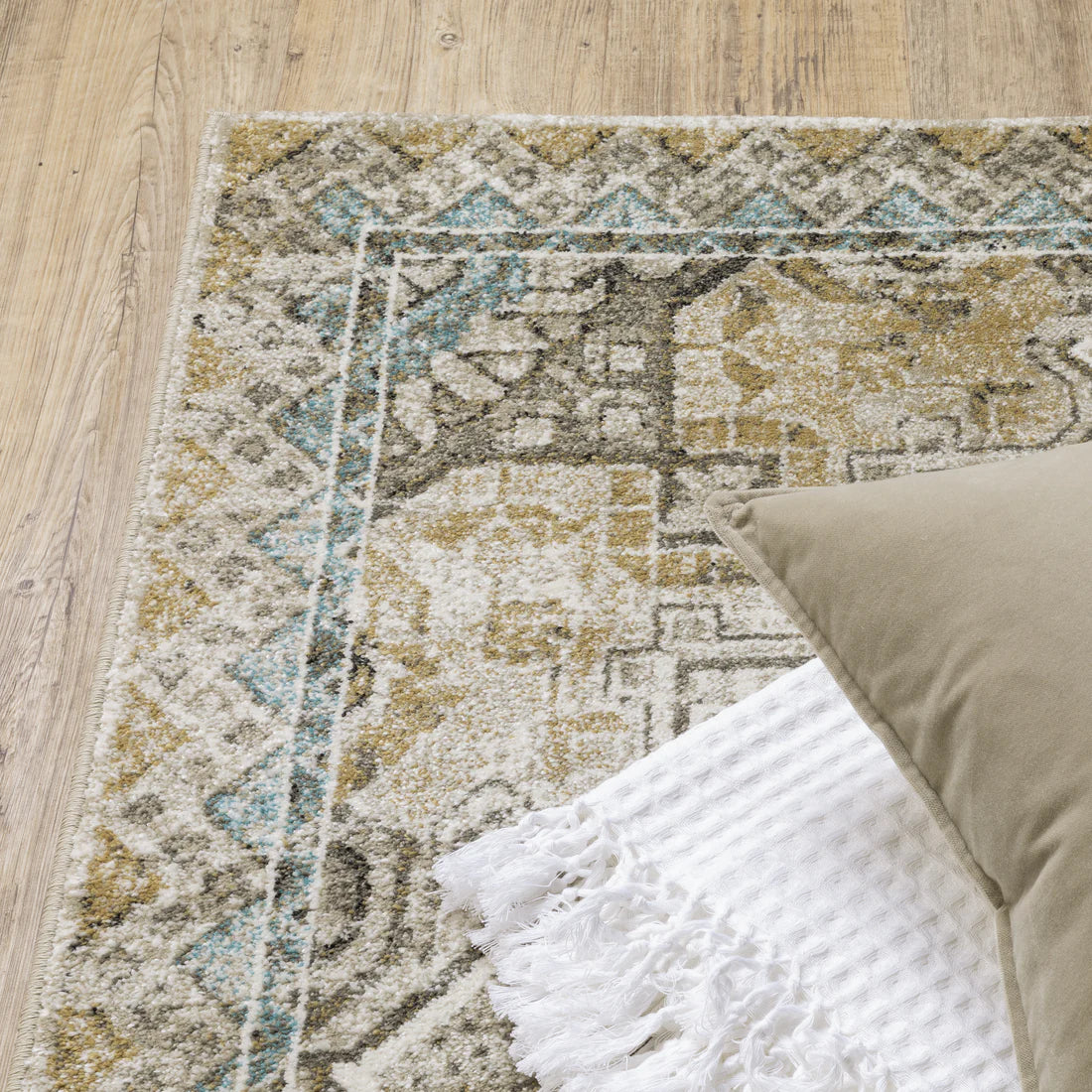 Oriental Weavers Venice 1104W Grey/Blue Area Rug