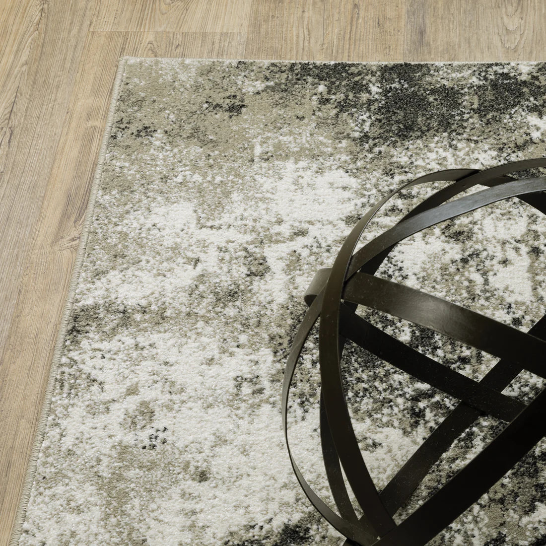 Oriental Weavers Venice 4332Y Charcoal/Beige Area Rug