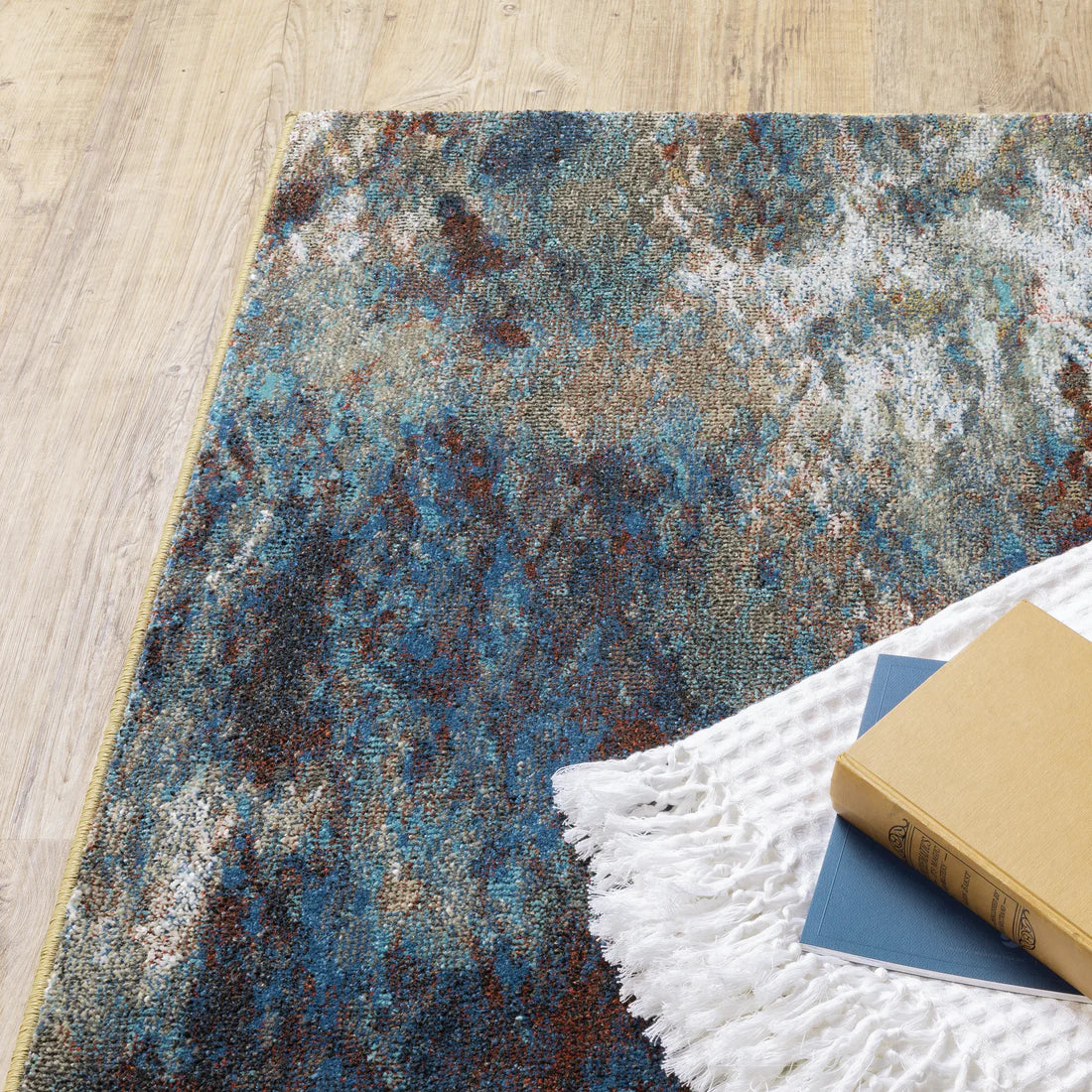 Oriental Weavers Venice 8123X Blue/Gold Area Rug