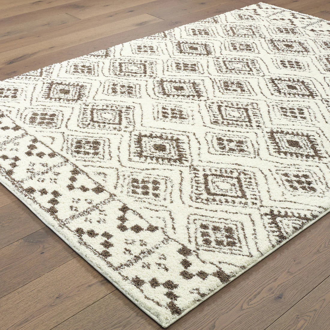 Oriental Weavers Verona 1330W Ivory/Brown Area Rug