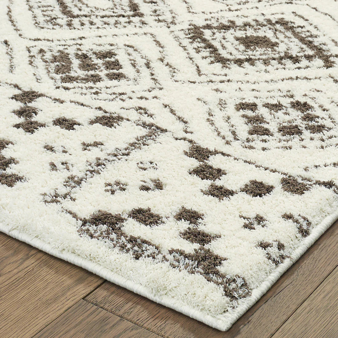 Oriental Weavers Verona 1330W Ivory/Brown Area Rug