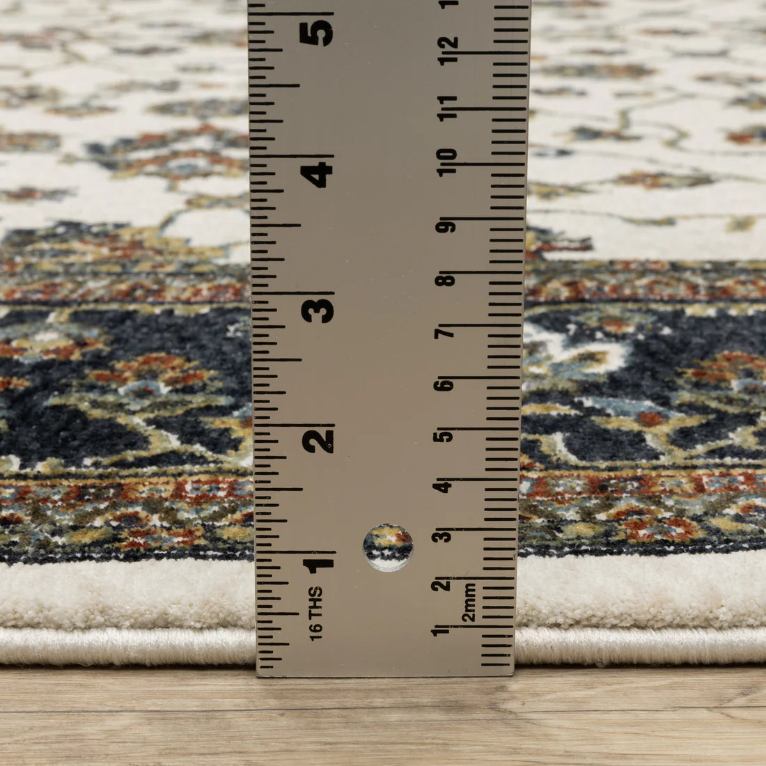 Oriental Weavers Vivian VI02B Ivory/Navy Area Rug
