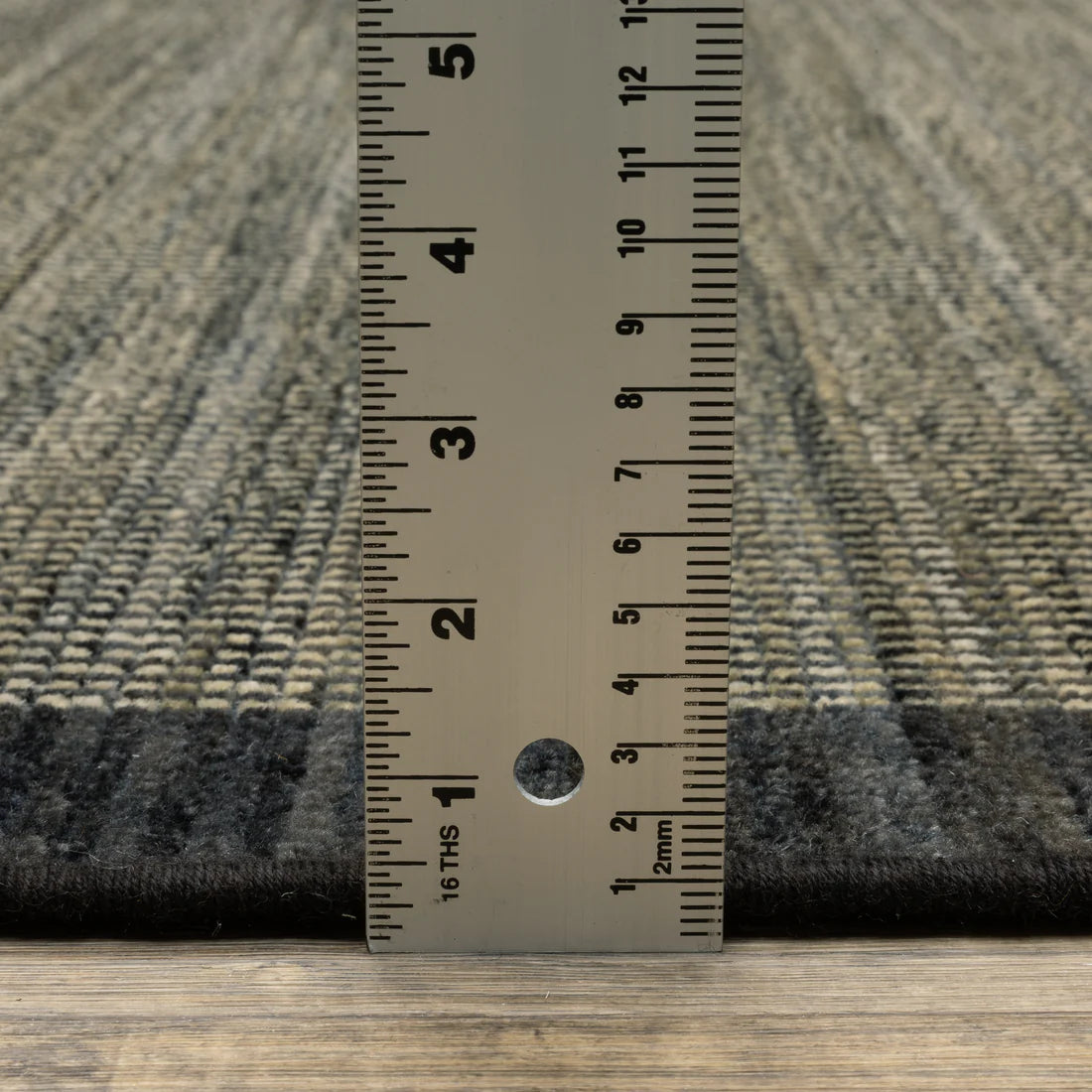 Oriental Weavers Warner WRN06 Grey/Charcoal Area Rug