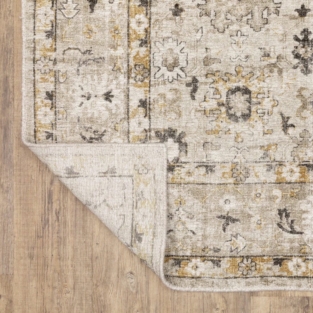 Oriental Weavers Windham WIN02 Beige/Gold Area Rug