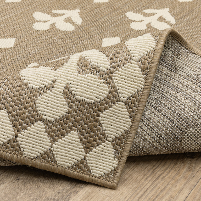 Oriental Weavers Zarina ZAR02 Beige/Ivory Area Rug