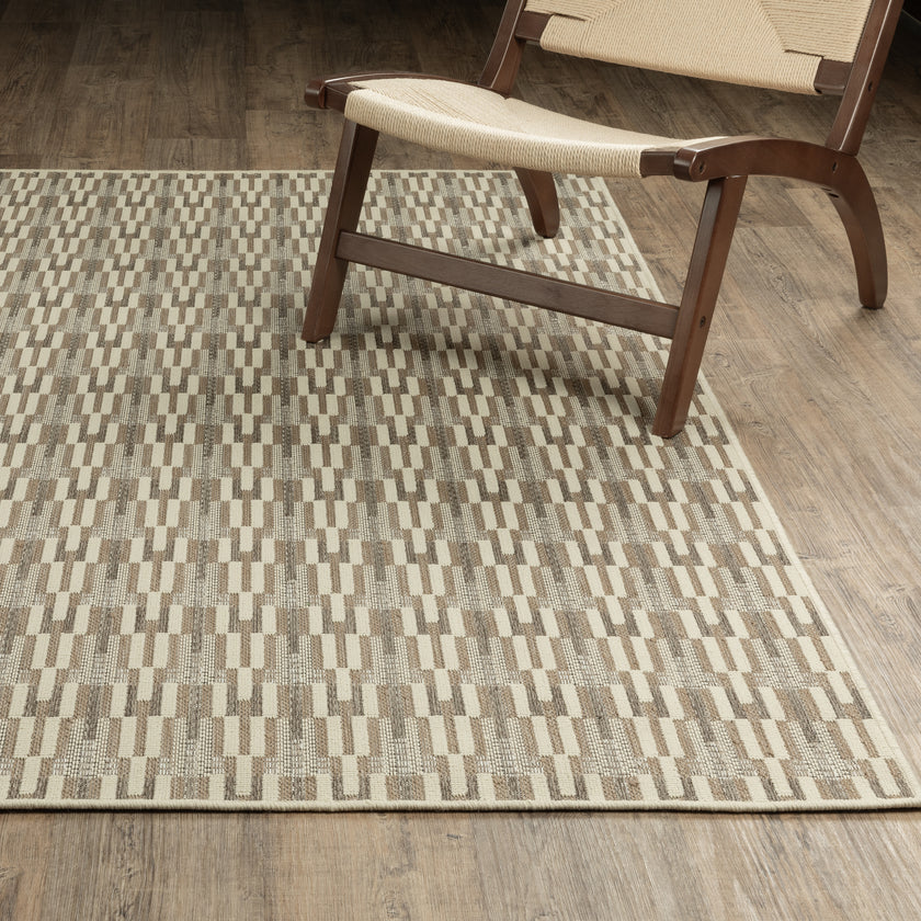Oriental Weavers Zarina ZAR03 Beige/Ivory Area Rug