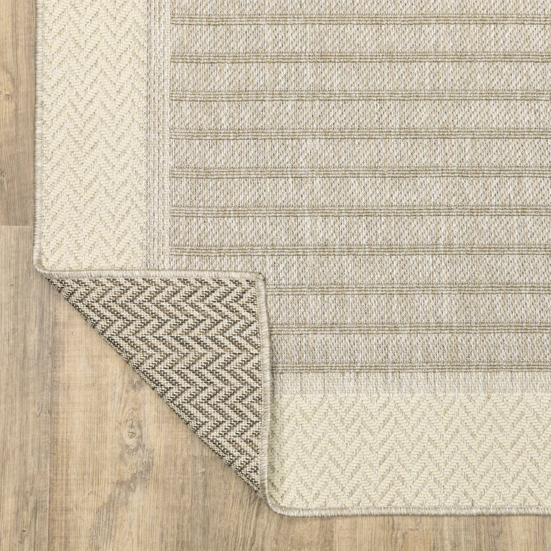 Oriental Weavers Zarina ZAR05 Beige/Brown Area Rug