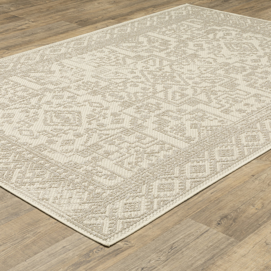 Oriental Weavers Zarina ZAR06 Beige/Ivory Area Rug