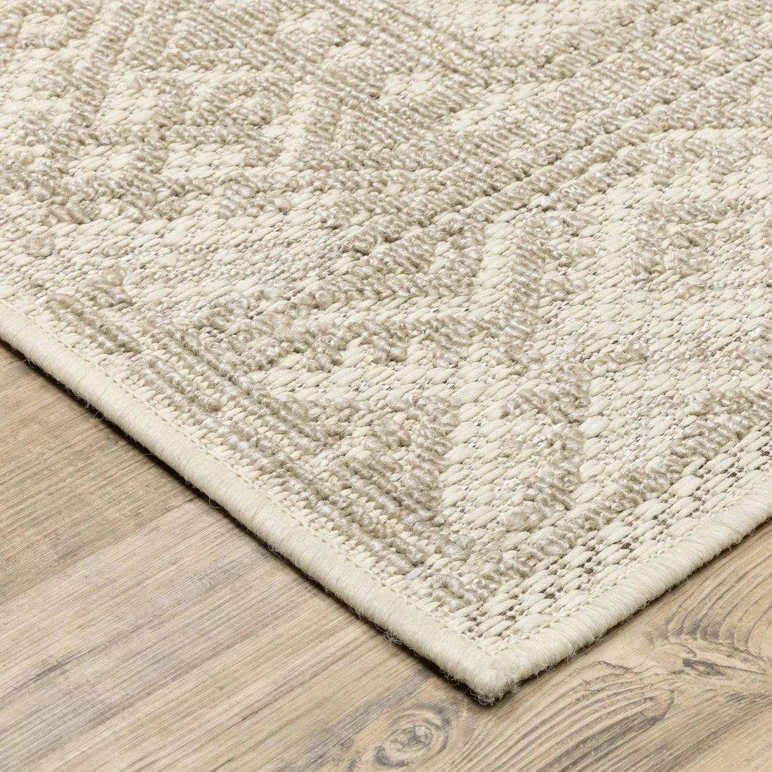 Oriental Weavers Zarina ZAR06 Beige/Ivory Area Rug