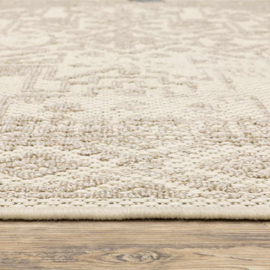 Oriental Weavers Zarina ZAR06 Beige/Ivory Area Rug