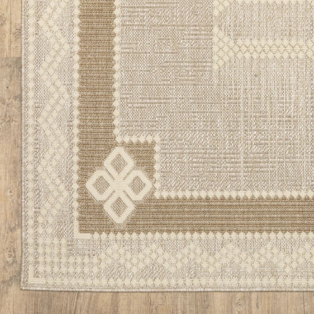 Oriental Weavers Zarina ZAR08 Beige/Brown Area Rug